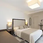 Greif Hotel 3*